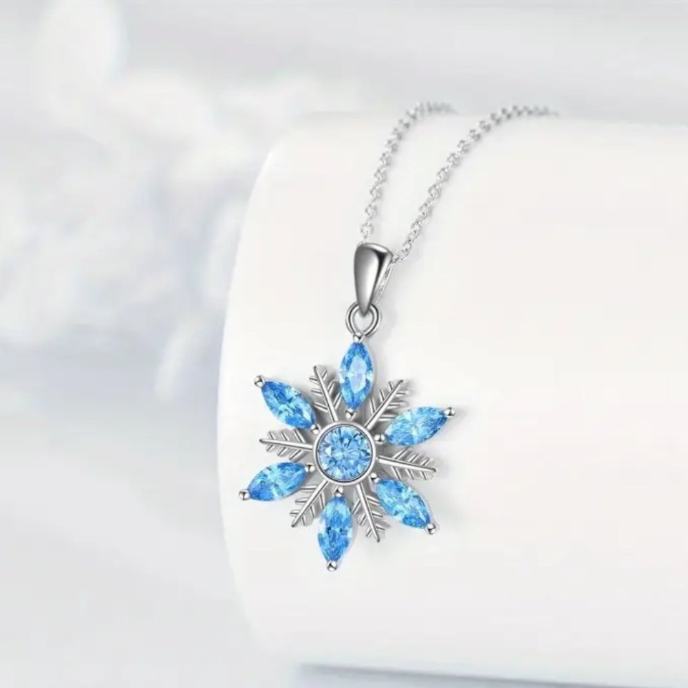 New Silver Snowflake Blue Necklace